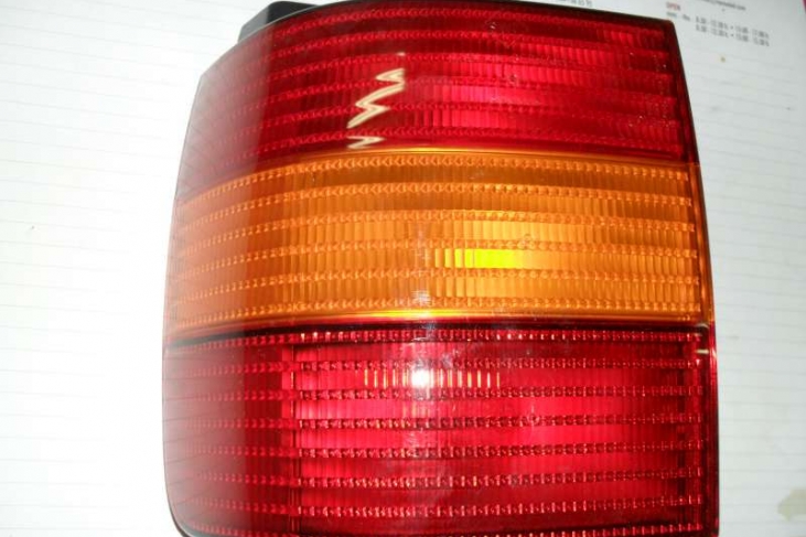 Achterlicht linksbuiten passat variant 94-97
