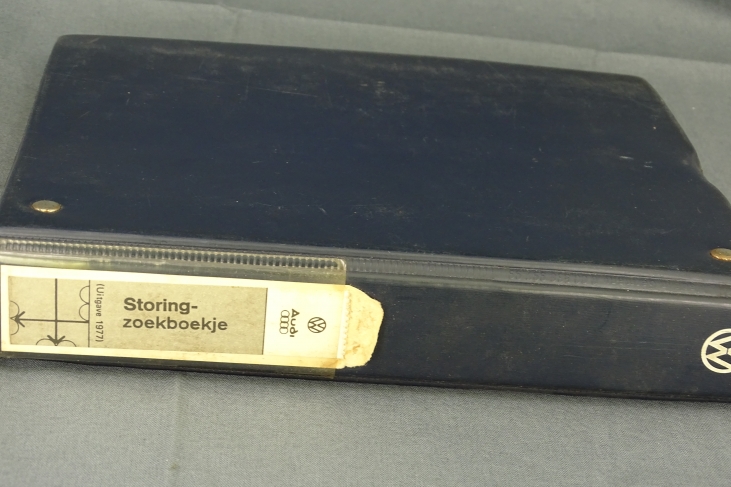 Storingzoekboekje 1977 Nederlands