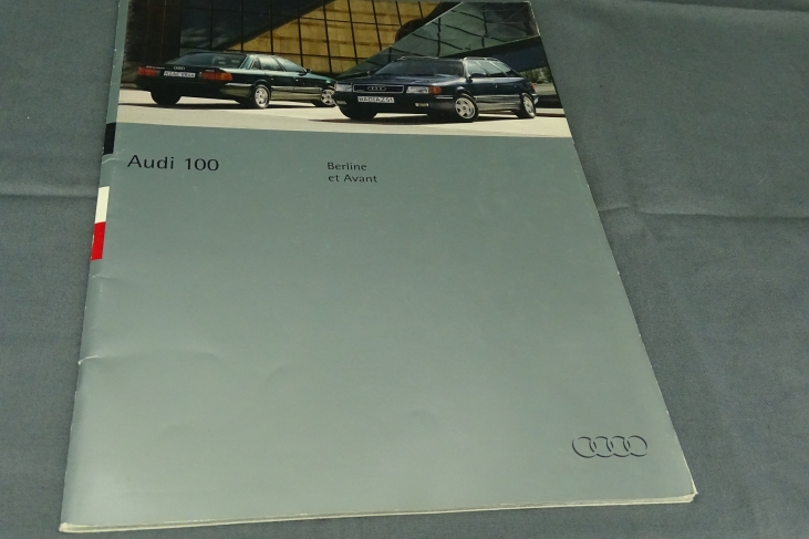 Folder Audi 100 Berline et Avant Frans 1994