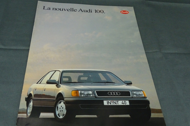 Folder La Nouvelle Audi 100 Frans 1990