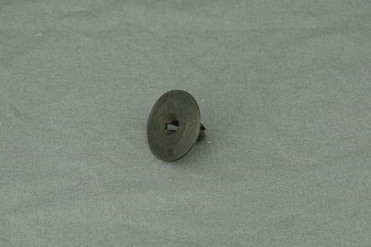 Clip geluidsdemping motorkap Audi 80/90/100/A4/A6/A8/Cabrio/Coupe