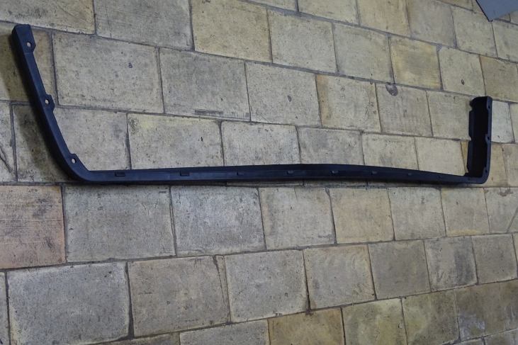 Voorspoiler Vw Golf 1 cabrio Karmann