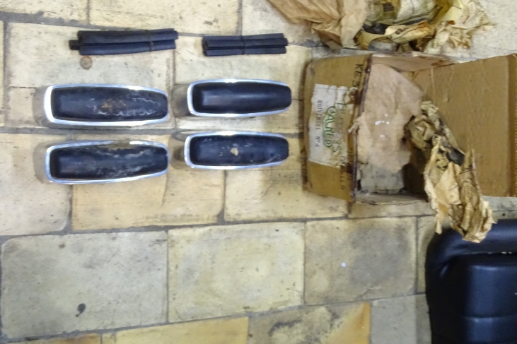 Bumperrozettenset Toyota Corolla KE30