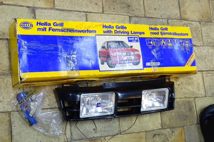 Grille met verstralers Audi 80 / 90 
