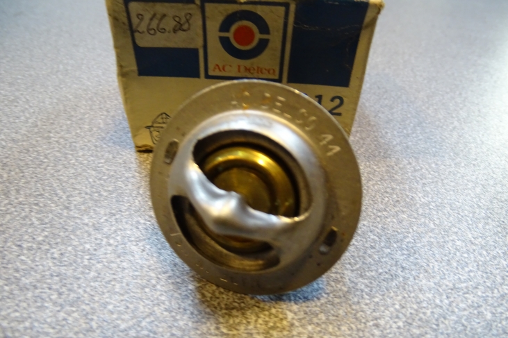 Thermostaat 88Â°C Nissan
