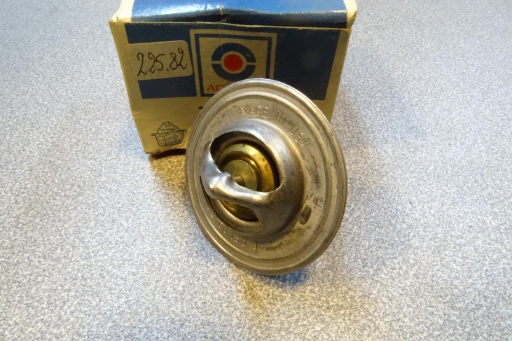 Thermostaat 82Â°C Citroen / Peugeot / Renault / Talbot / Volvo