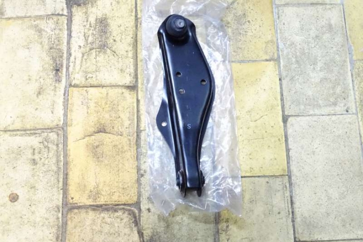 Draagarm links voor Honda Accord 76-85