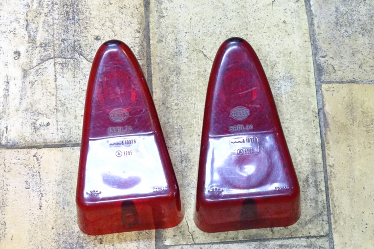 Achterlichtglas set van 2 Daf 31 / 32 / 33 / 600 / 750